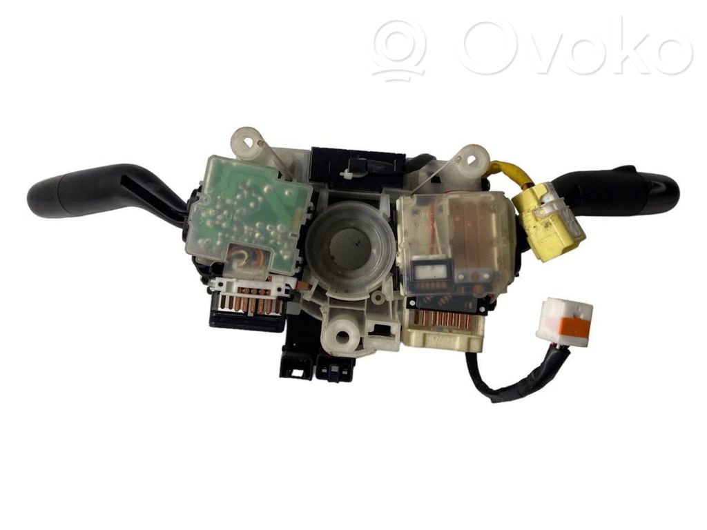 Mazda Premacy Wiper turn signal indicator stalk/switch 
