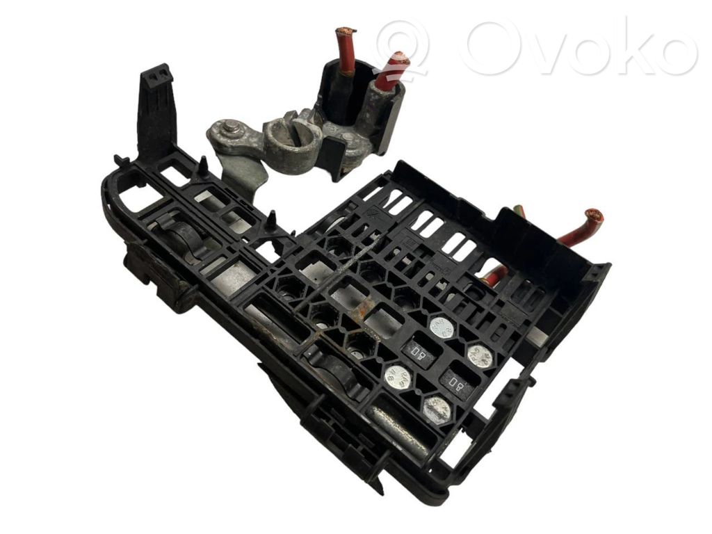 Opel Corsa D Pluskaapeli (akku) 