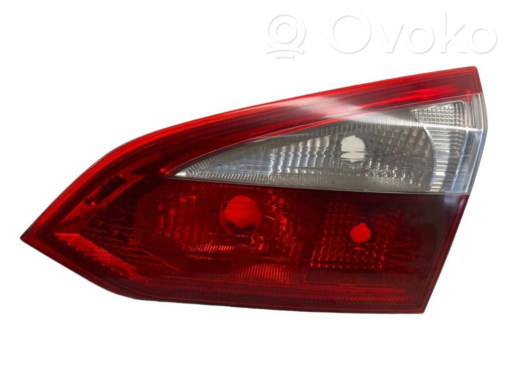 Ford Focus Tailgate rear/tail lights 
