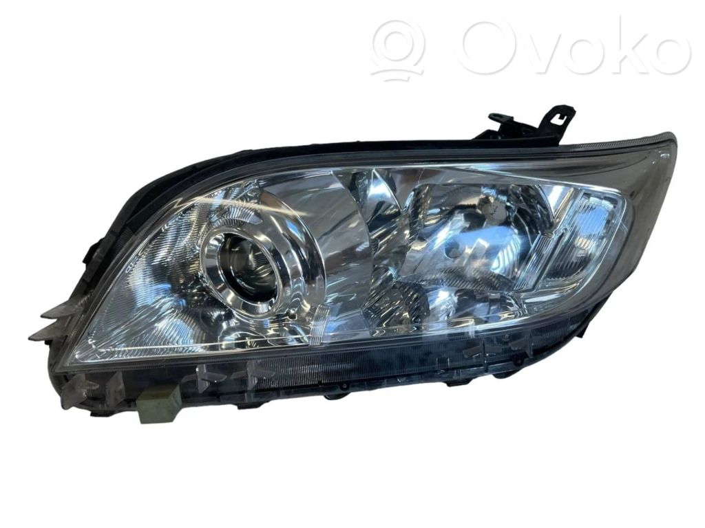 Toyota RAV 4 (XA30) Lampa przednia 