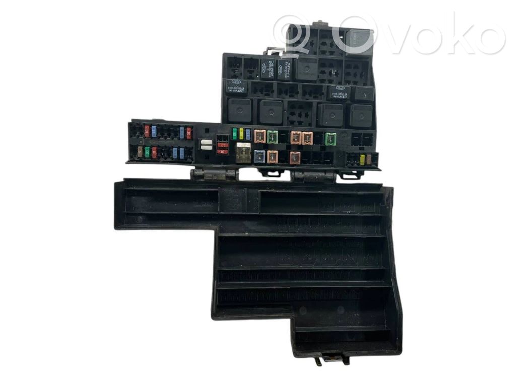 Jaguar S-Type Fuse module 