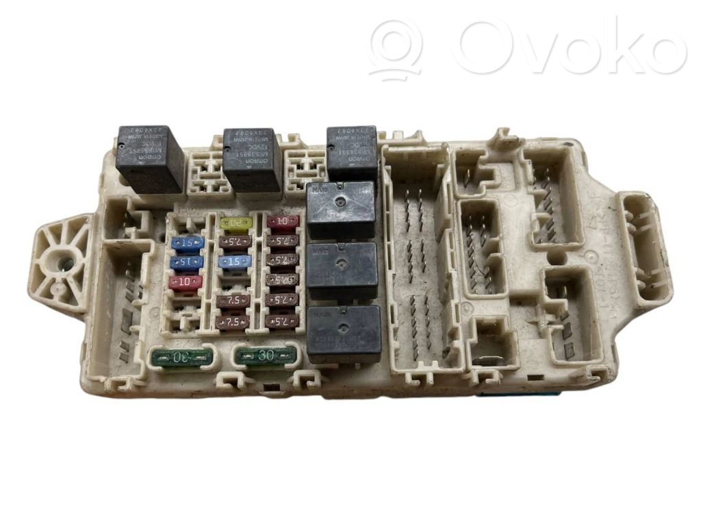 Mitsubishi Lancer Módulo de fusible 