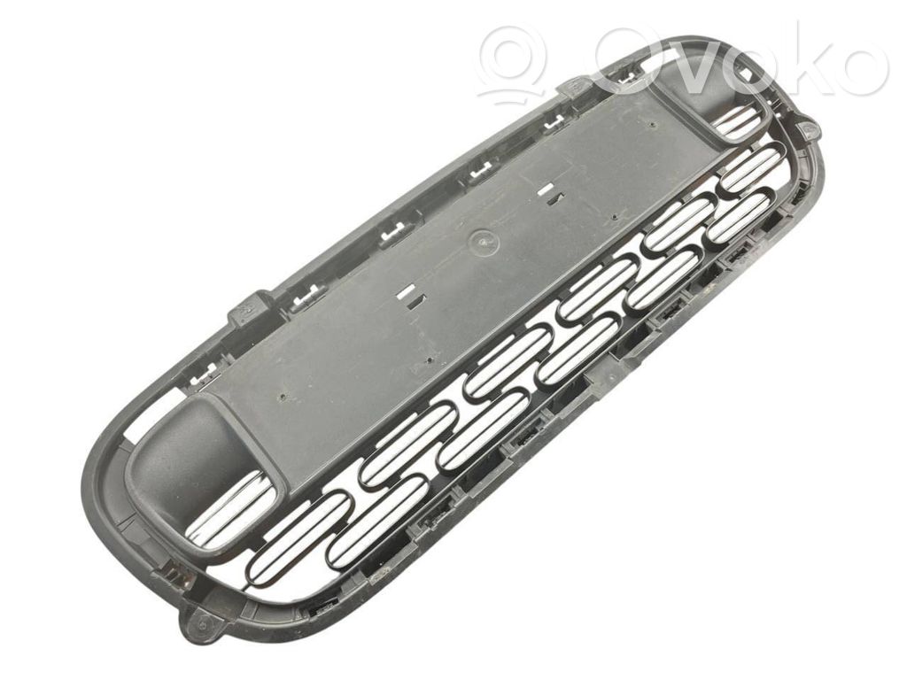 Citroen C4 III e-C4 Front bumper upper radiator grill 