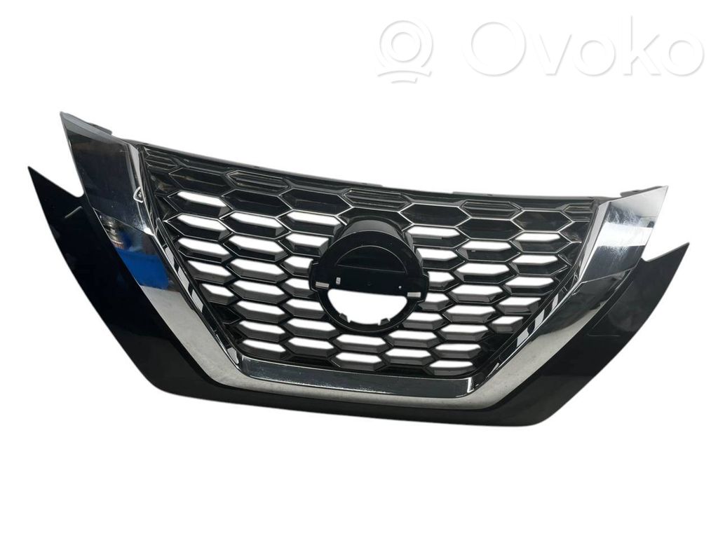 Nissan Juke II F16 Maskownica / Grill / Atrapa górna chłodnicy 