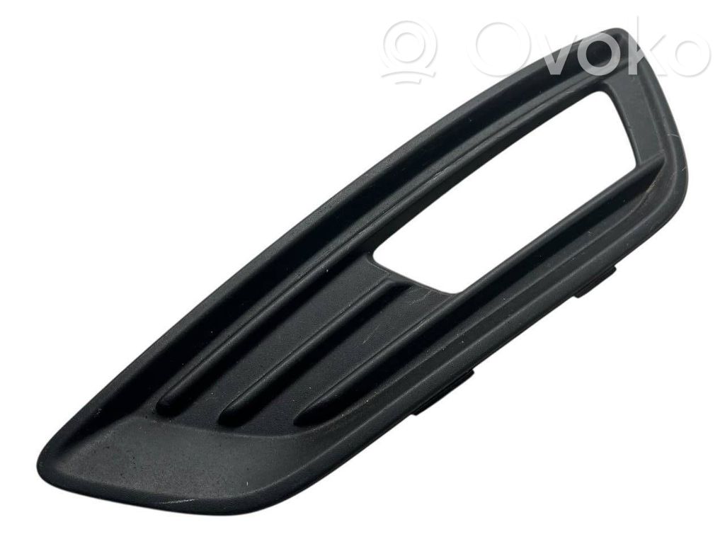 Ford Focus Front fog light trim/grill 