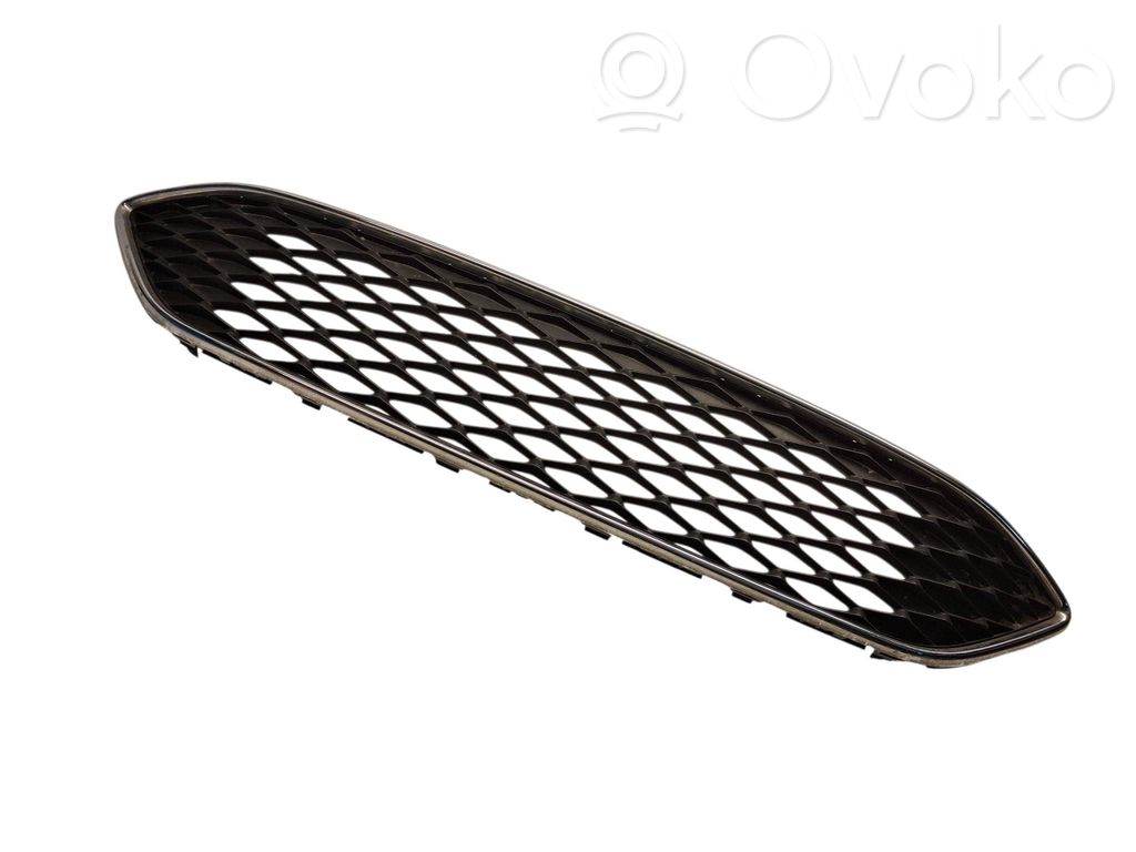 Ford Focus Front bumper lower grill 
