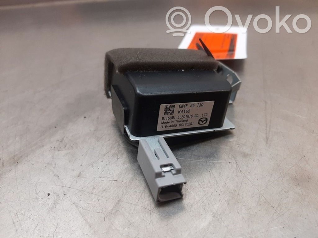 Mazda MX-30 Radio antena 