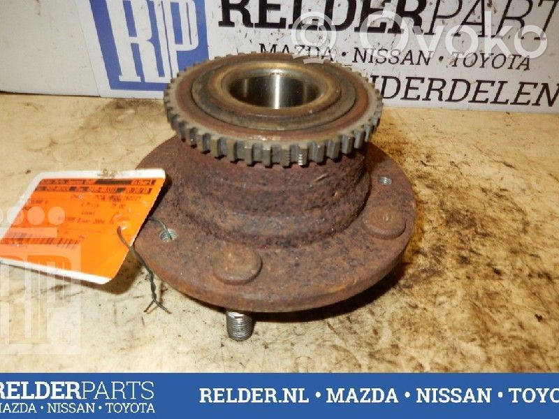 Rear wheel hub