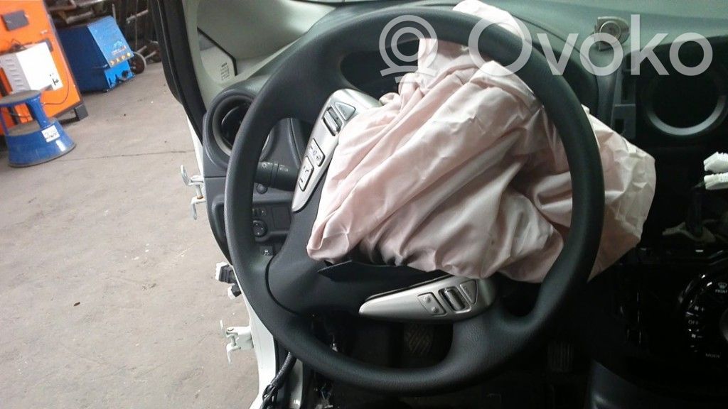 Руль   308357864,308357864