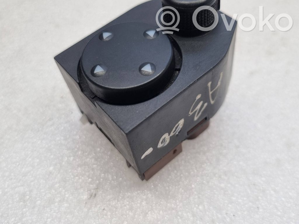 Audi A3 S3 8L Interruptor del espejo lateral 