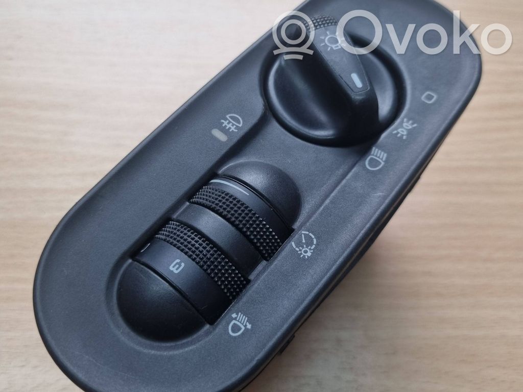 Volkswagen Sharan Light switch 