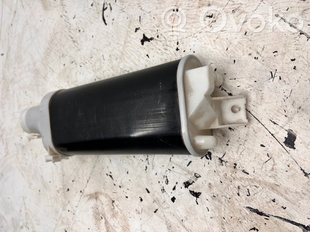 Chrysler 300C Active carbon filter fuel vapour canister 