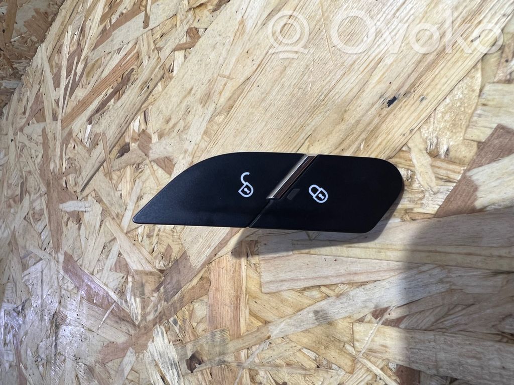 Porsche Macan (95B) Central locking switch button 