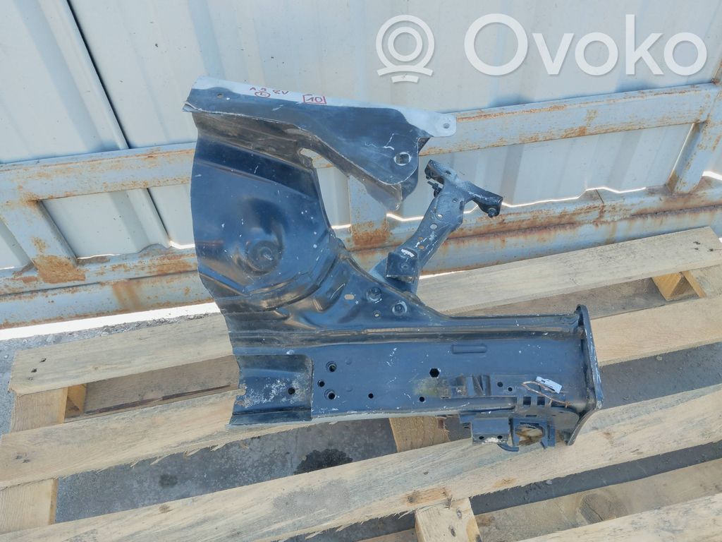 Panel lateral delantero