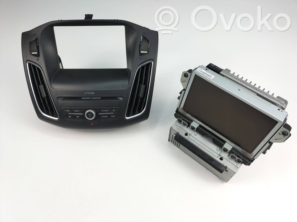 Ford Focus Radio/CD/DVD/GPS head unit 