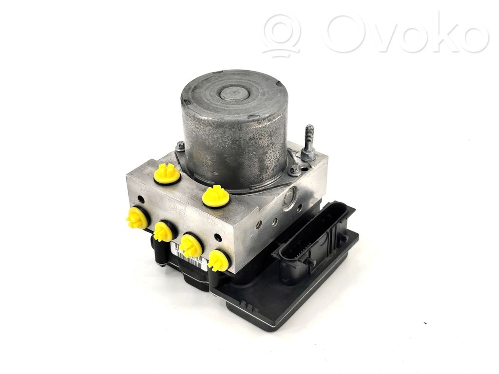 Opel Corsa D Bomba de ABS 