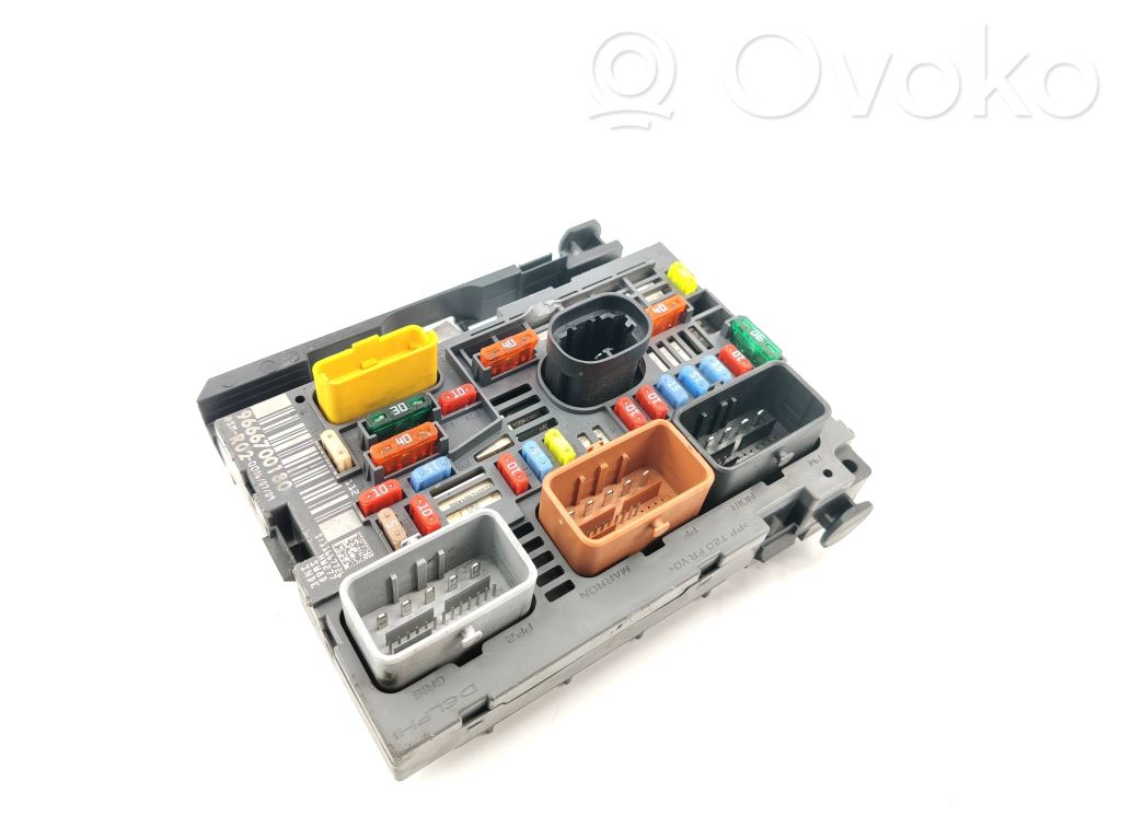 Citroen Berlingo Sulakemoduuli 