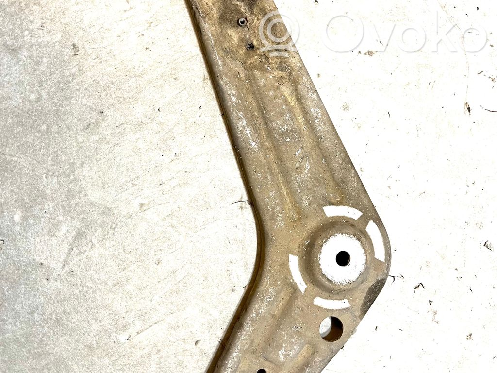 BMW X6 F16 Cits aizmugures šasijas elements 