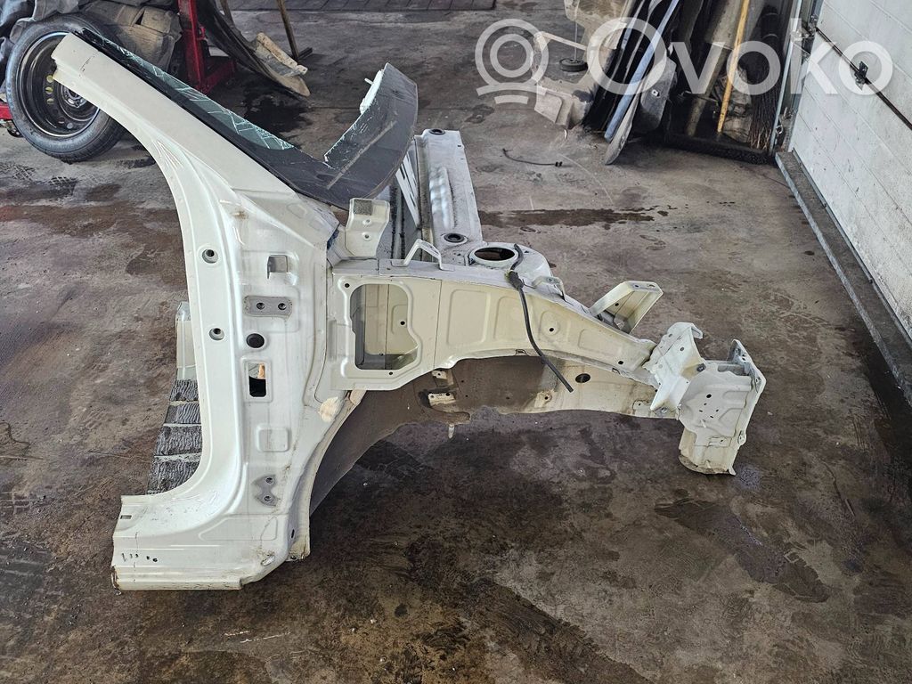Panel lateral delantero