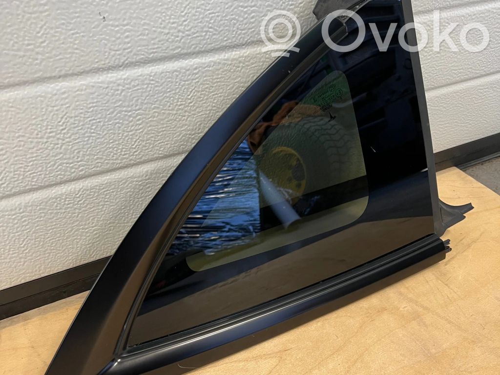 Tesla Model Y Rear side window 