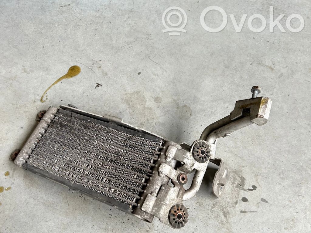BMW M3 e92 Transmisijas eļļas radiators 