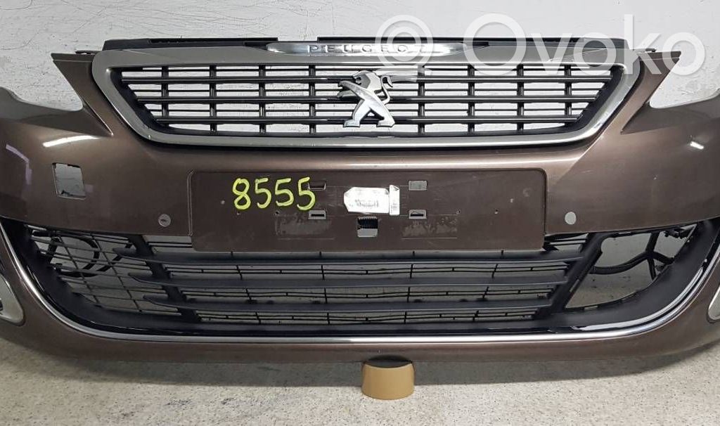 Peugeot 308 Stoßstange Stoßfänger vorne 