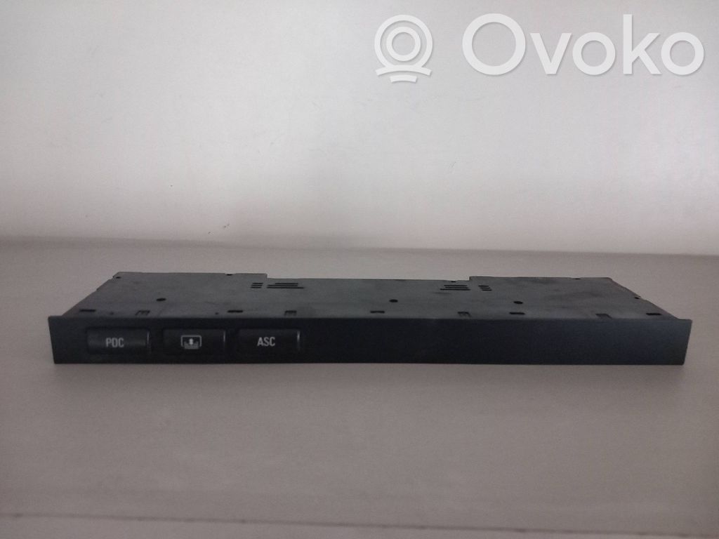 Interruptor de control de tracción (ASR)   61318373714