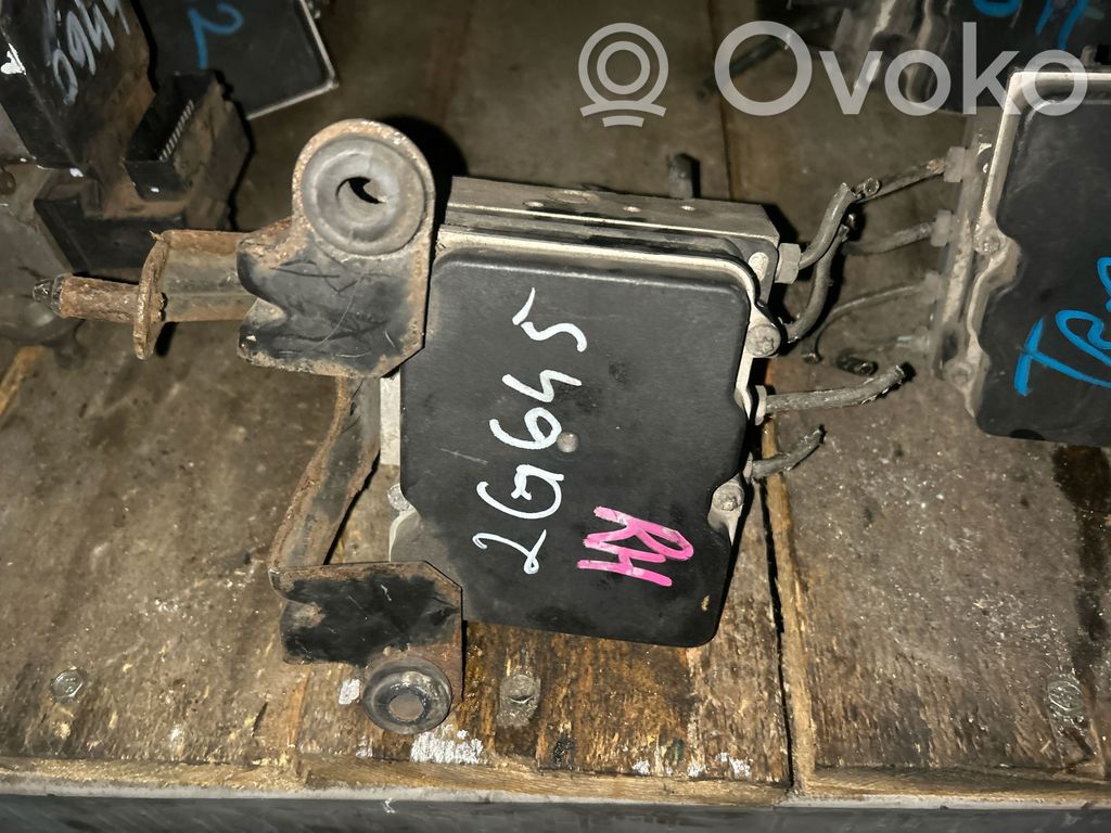 ABS-pumppu   8C112C405BB