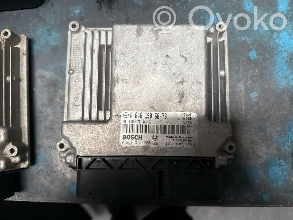 Mercedes-Benz C W203 Engine control unit/module 
