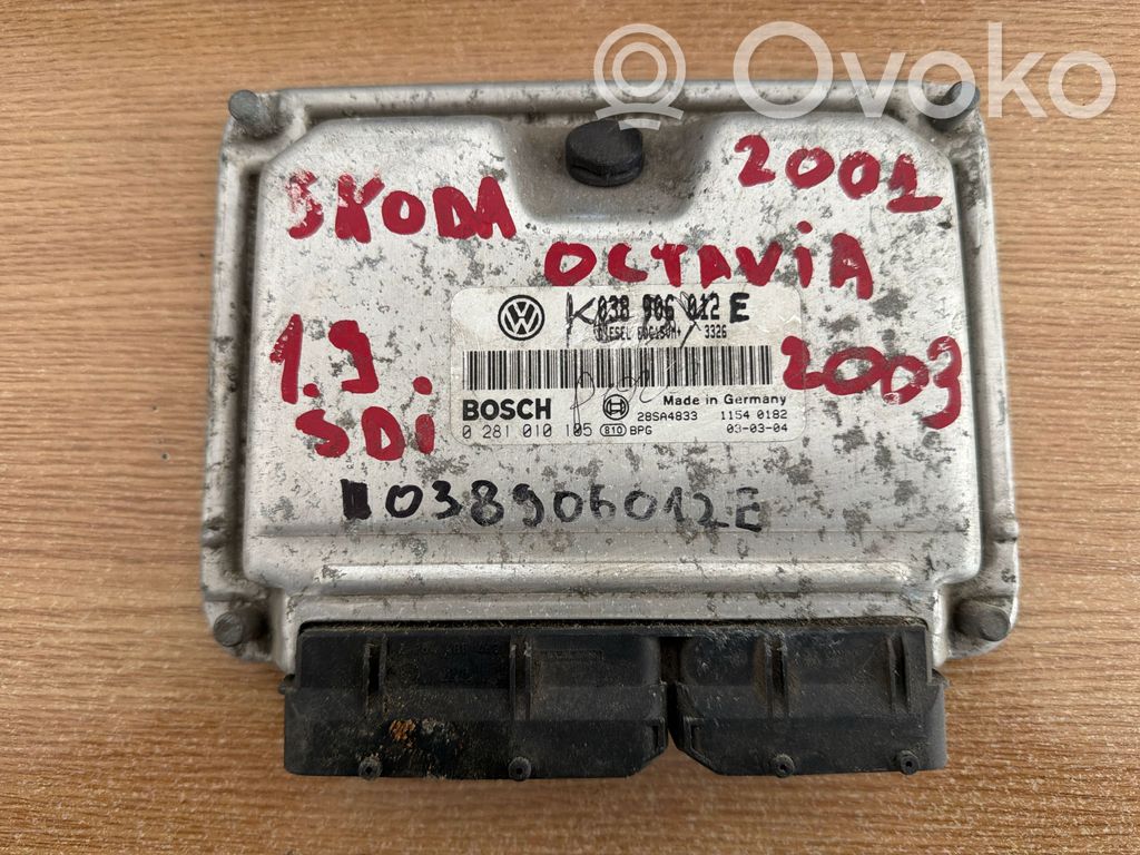 Volkswagen Golf IV Engine control unit/module 