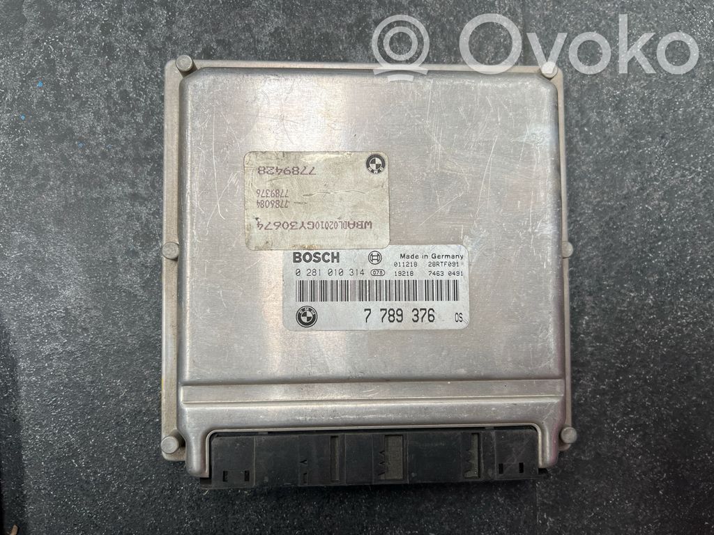 BMW 5 E39 Variklio valdymo blokas 