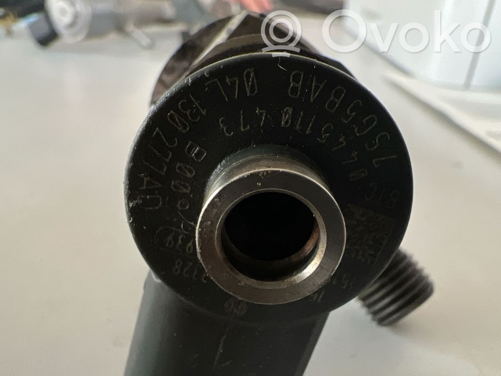 Inyector de combustible   04L130277A