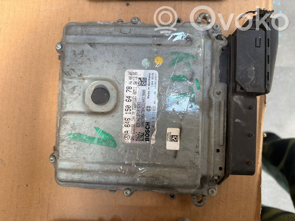Mercedes-Benz Sprinter W906 Engine ECU kit and lock set 