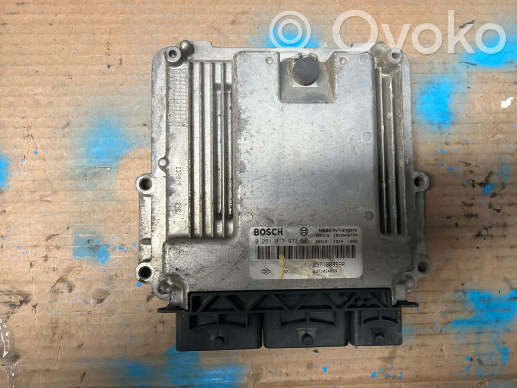 Renault Master III Engine control unit/module 