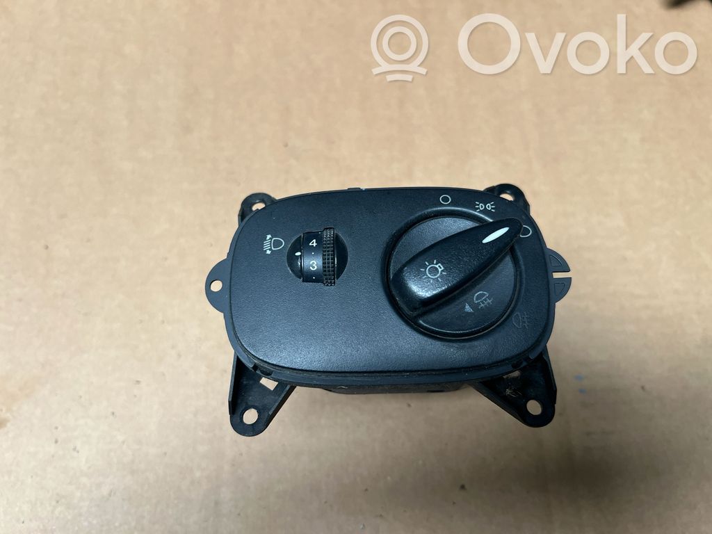 Lukturu slēdzis   YC1T13A024DB,04052831