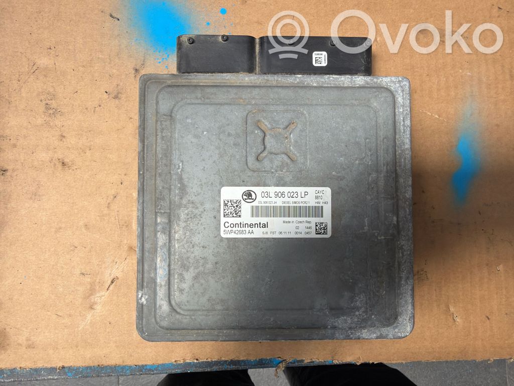 Skoda Octavia Mk2 (1Z) Engine control unit/module 