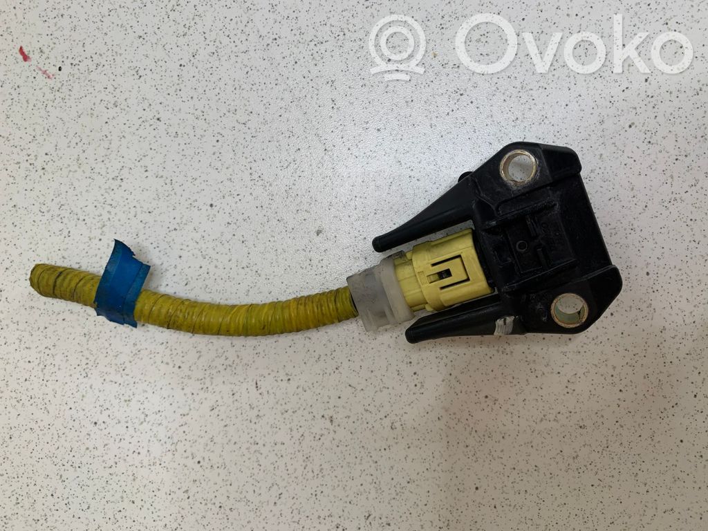 Subaru Legacy Airbagsensor Crashsensor Drucksensor 