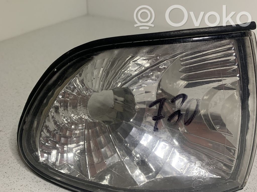 BMW 7 E38 Front indicator light 