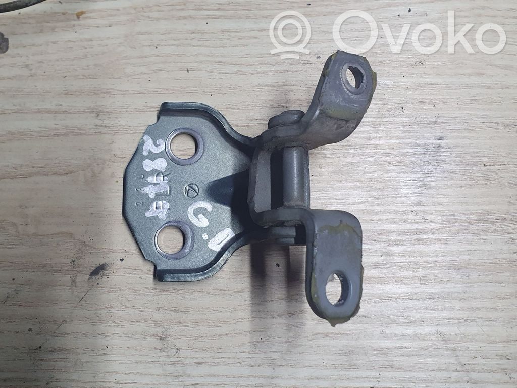 Subaru Outback Rear door lower hinge 