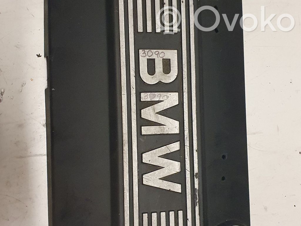 BMW 5 E39 Moottorin koppa 
