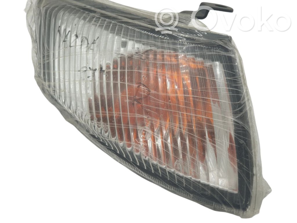 Mazda 626 Front indicator light 