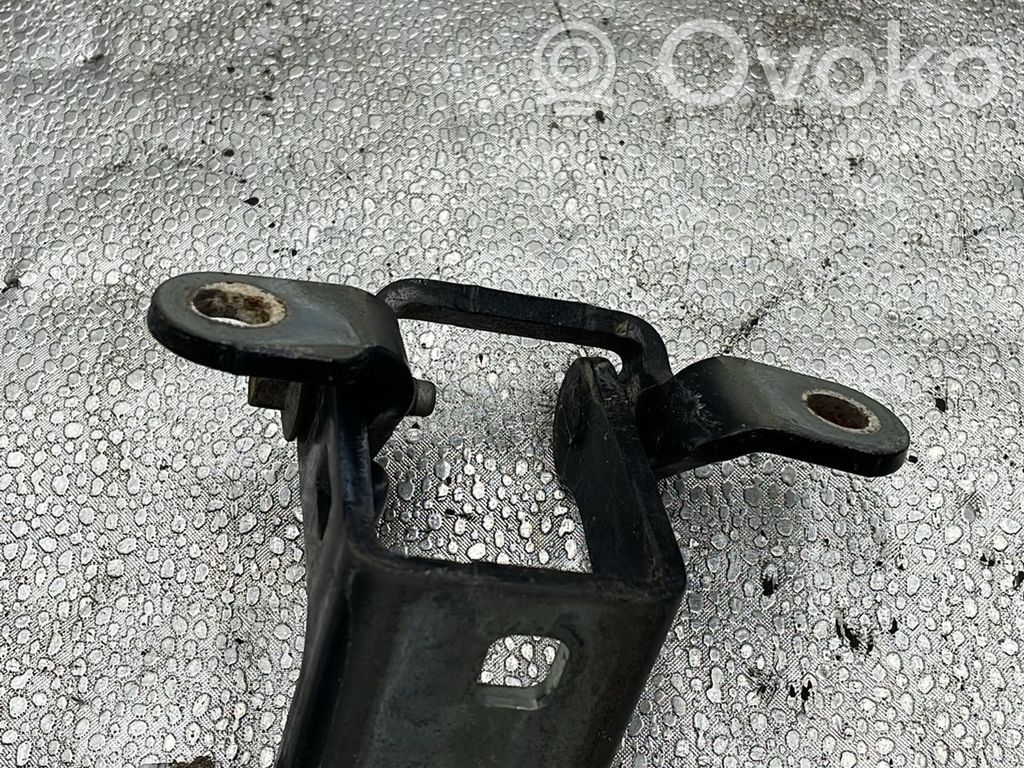 Zawias górny drzwi tylnych   A046574,3260