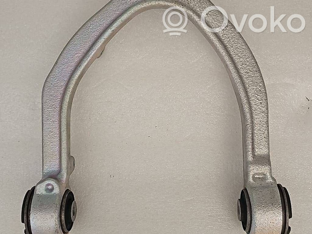 Tesla Model 3 Svirtis U formos 