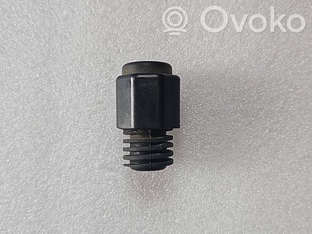 Tailgate/trunk/boot lid buffer   150049600A,150049600A,1500496