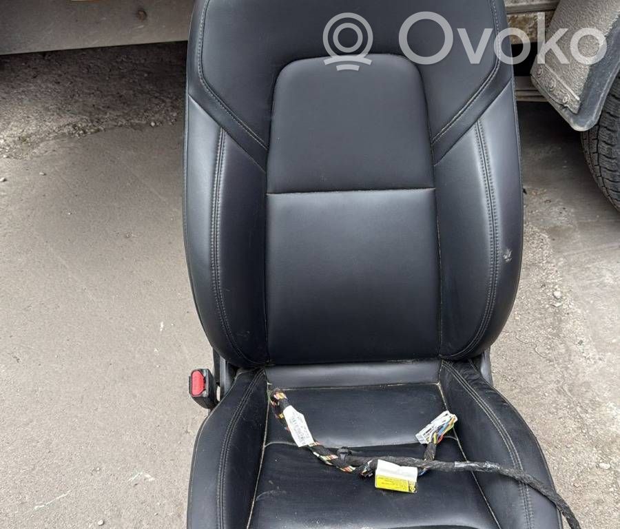 Tesla Model Y Siège conducteur avant 