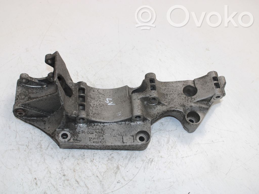 Audi TT Mk1 Halterung Lichtmaschine 