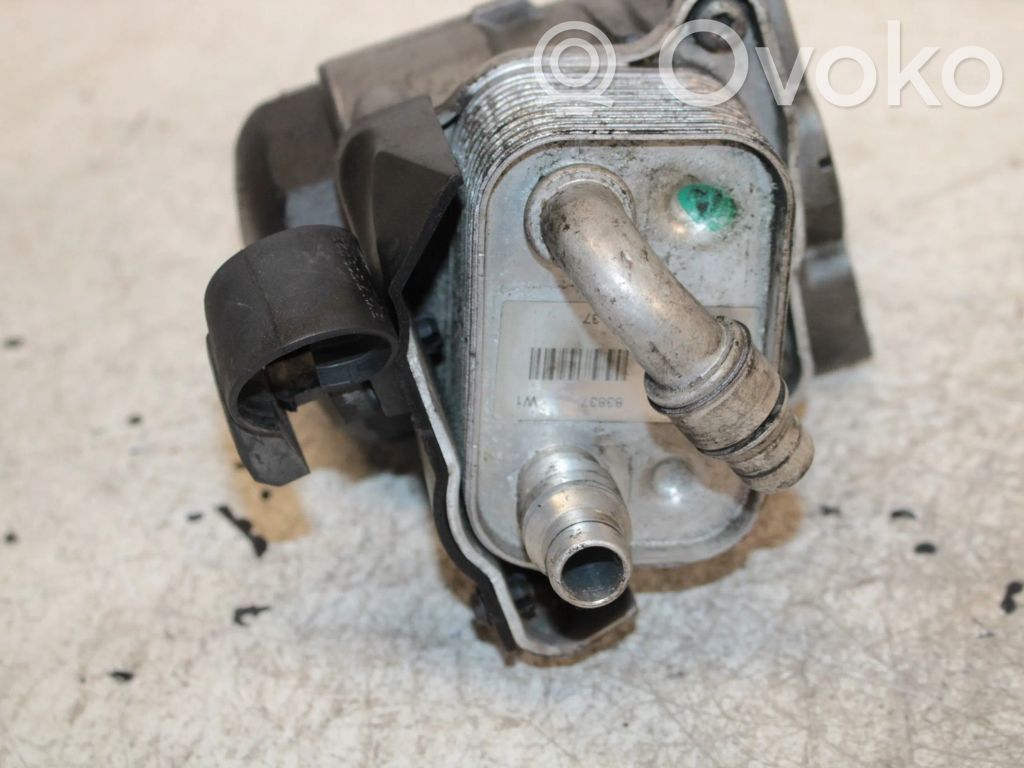 BMW 3 E46 Oil filter mounting bracket 