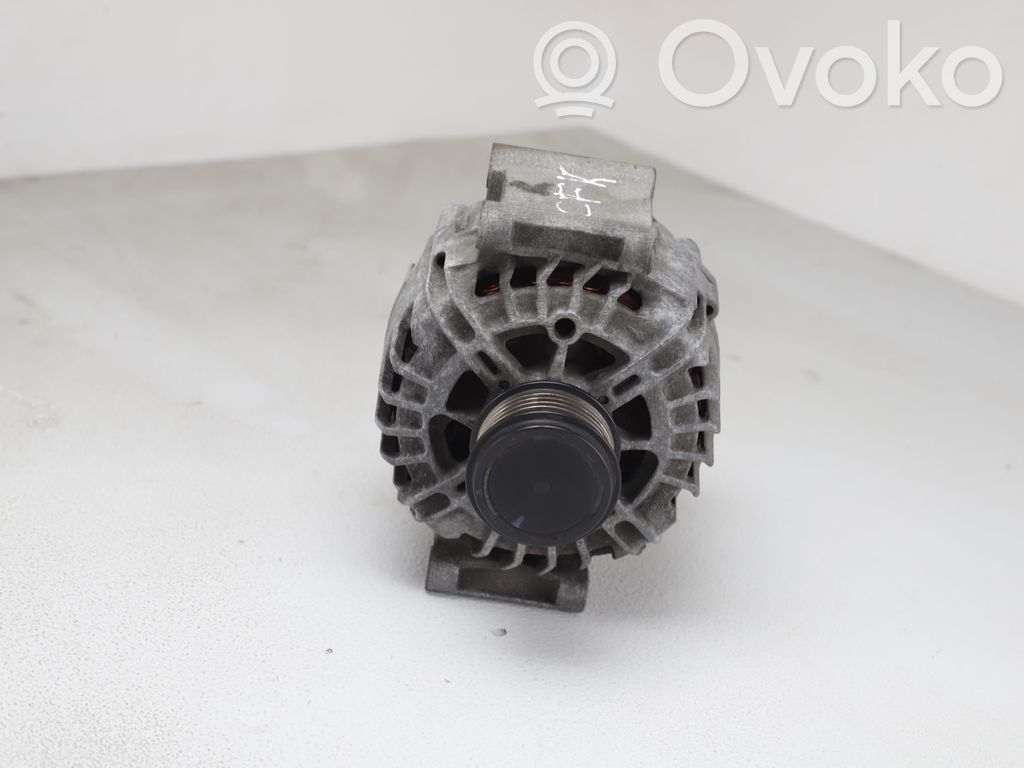 Audi A4 S4 B8 8K Generatorius 