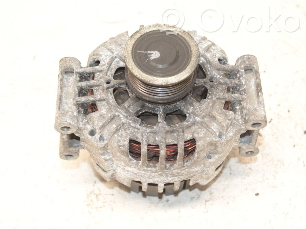 Volkswagen PASSAT CC Ģenerators 