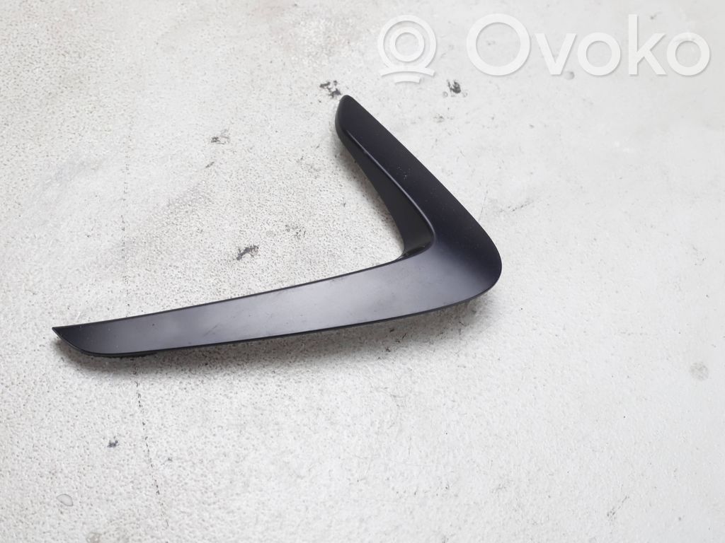 BMW 4 F32 F33 Apdaila sparno (moldingas) 